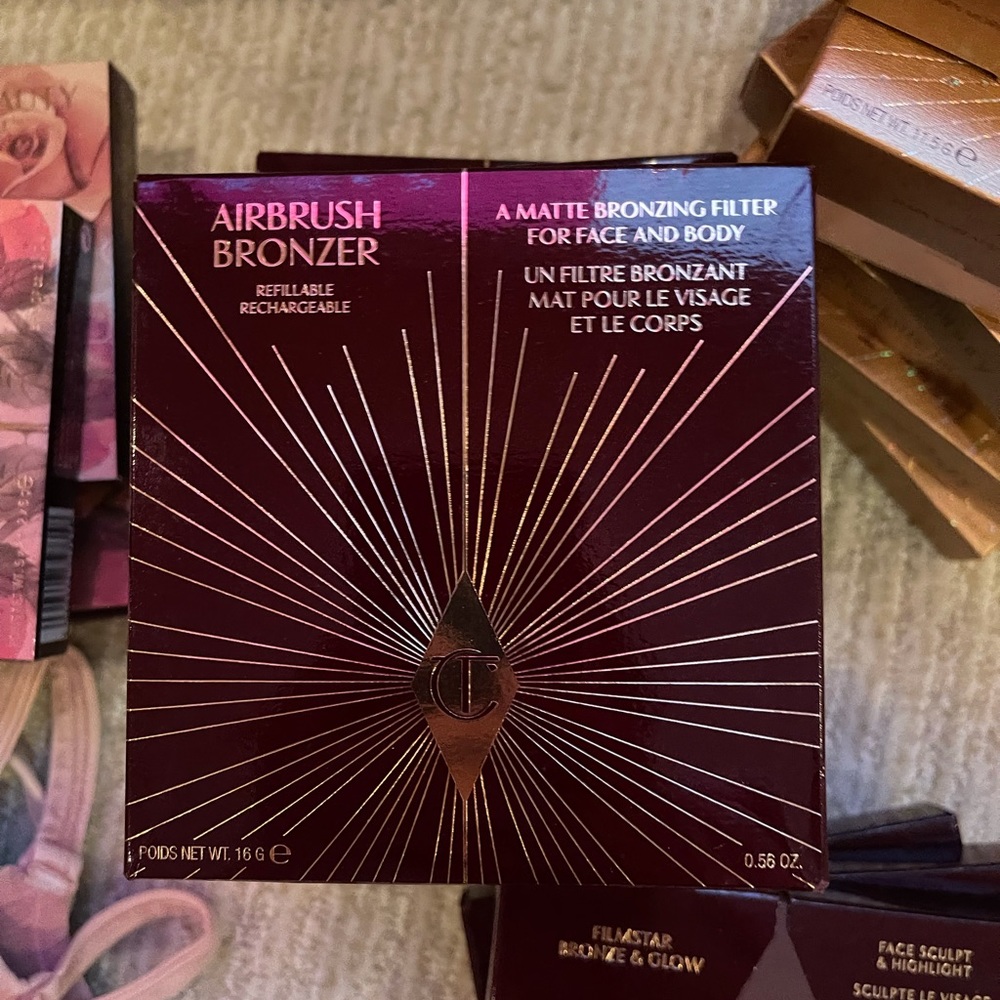 NEW Charlotte Tilbury Airbrush Powder in Fair - NEW in Box - Picture 6 of 10